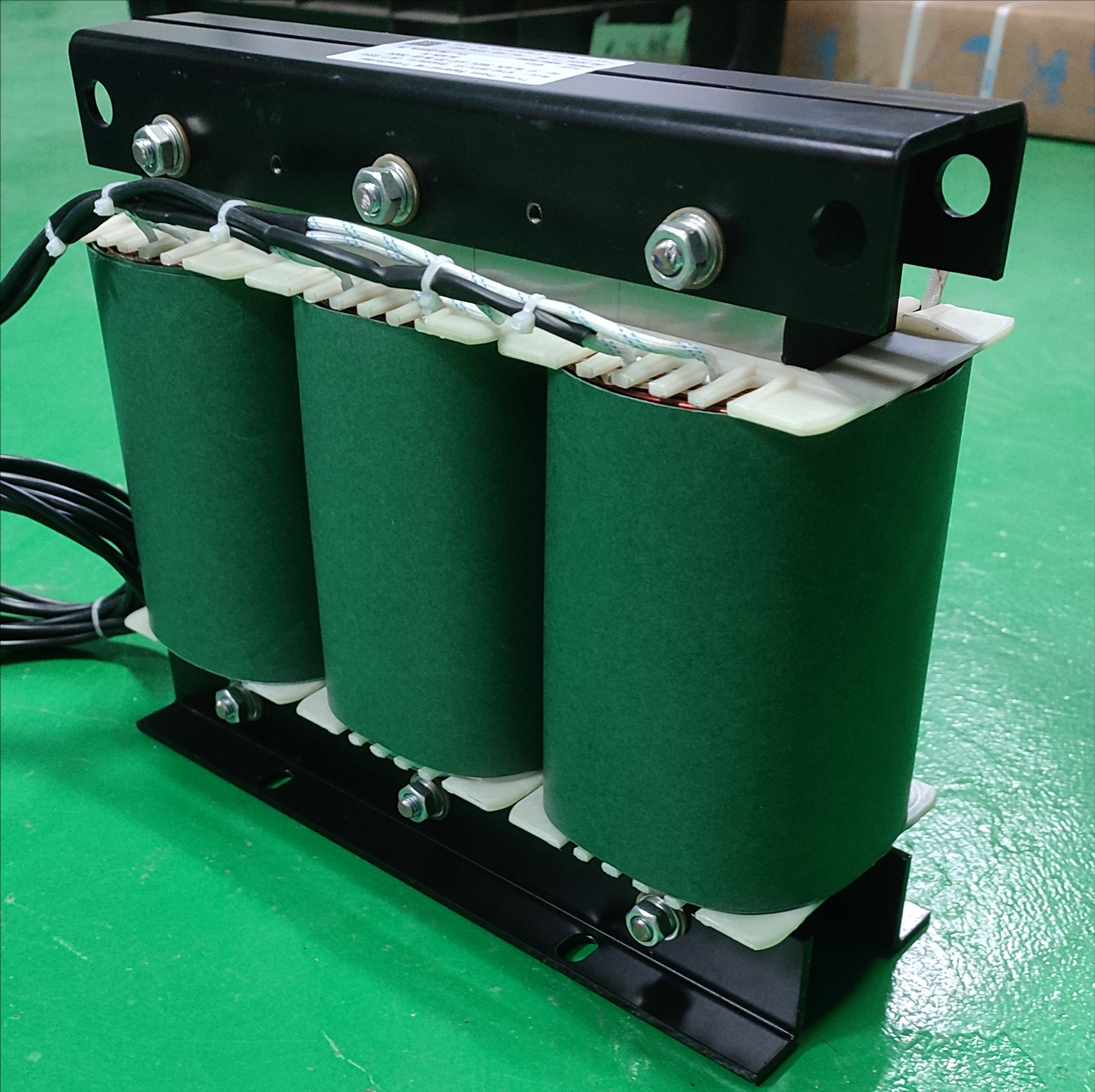 三相干式变压器415v380V转220V 隔离变压器