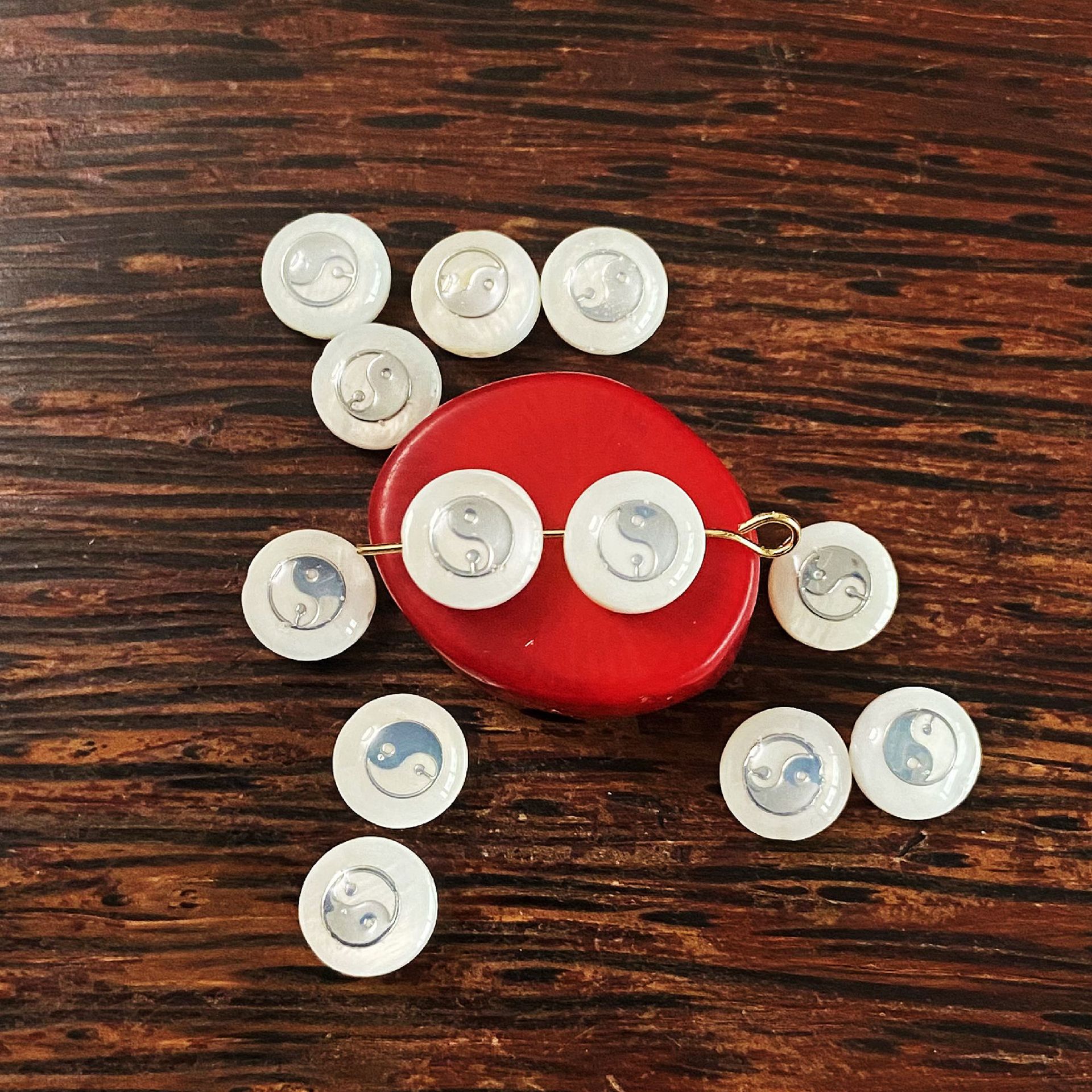 Freshwater pearl 8mm double-sided gold foil printed silver bagua bracelet necklace DIY semi-finished shell bead accessories