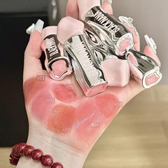 ブラックNANA星扉水光鏡面唇釉薬無花果唇蜜学生党偽素顔白口紅唇彩