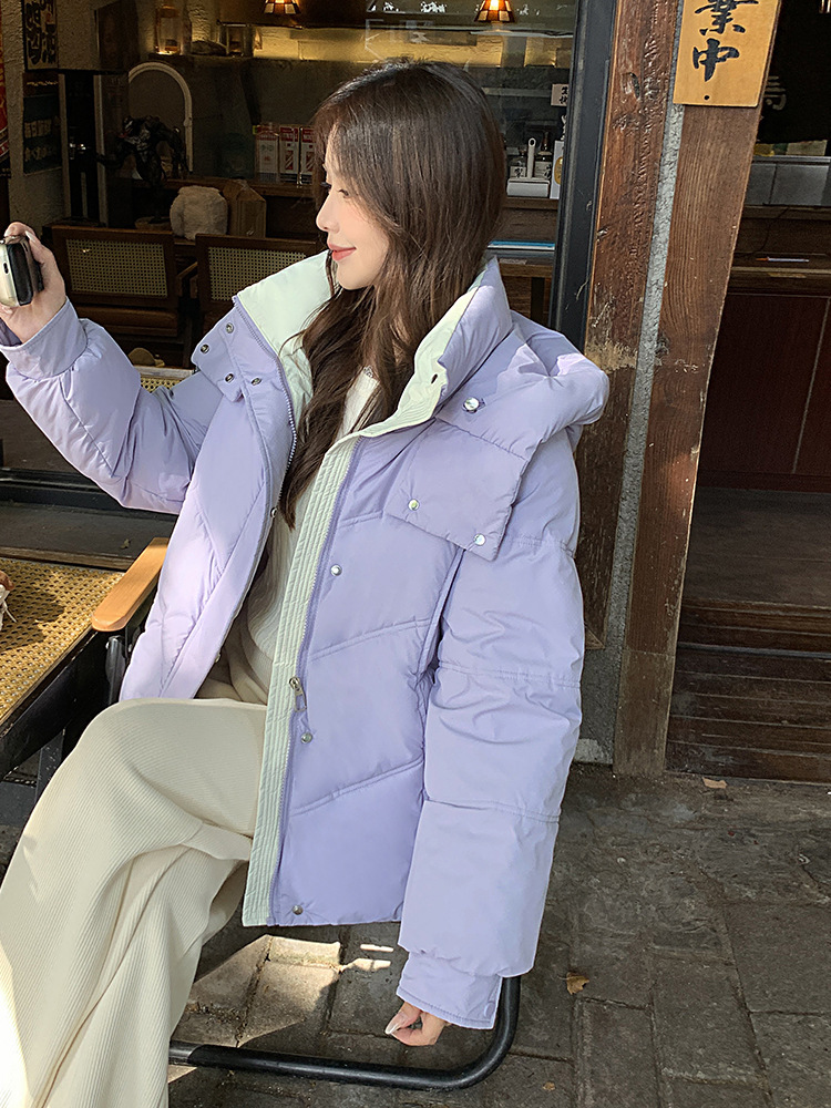 2025 invierno nuevo corto hombre pequeño estilo suelto con capuzas de color de chaqueta de algodón grueso