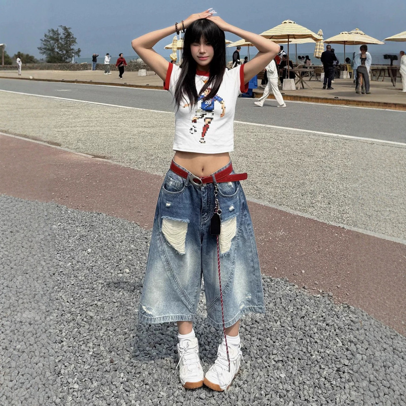 Plus-Size American-Style Ripped Washed Denim Shorts for Women, Summer Casual Loose-Fitting Cropped Pants, Trendy