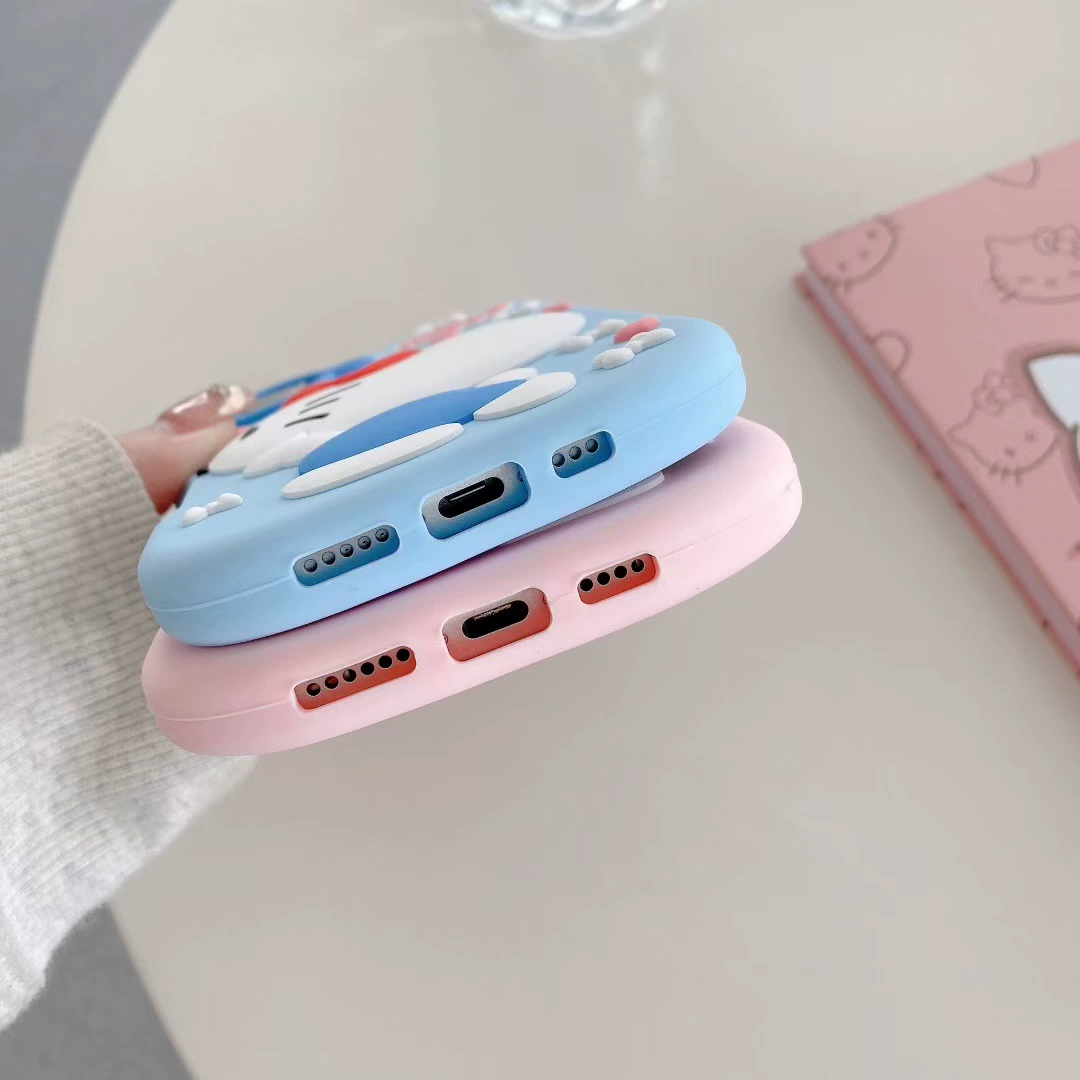 Чехол для телефона (Apple) совместимый с iPhone 13–16, силиконовый с 3D‑аппликацией, лёгкий, 0,06 кг