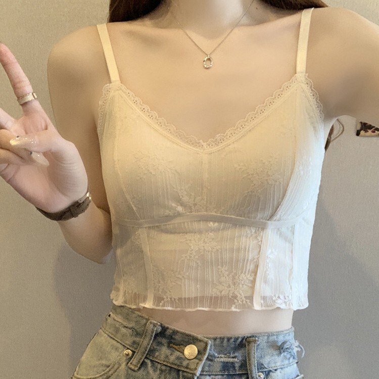 Lace Camisole with Chest Pads, Beautiful Back Bra, All-In-One Vest for Women, Summer Outer Wear, Suit with Anti-Exposure Tube Top Lace Camisole with Chest Pads, Beautiful Back Bra, All-In-One Vest for Women, Summer Outer Wear, Suit with Anti-Exposure Tube Top