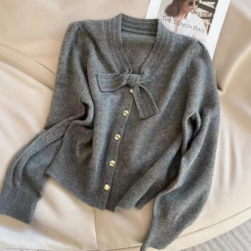 Gray High-End Bow Long-Sleeved Knitwear for Women 2025 New Style Petite Elegant Cardigan Top A7902