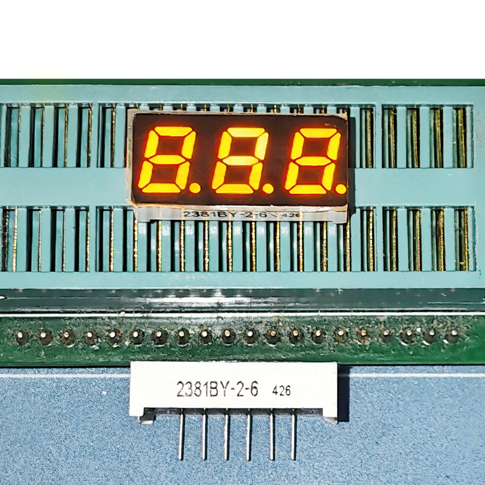 数码管单排6脚0.28英寸3位2381AY-2-6共阴2381BY-2-6共阳高亮黄色