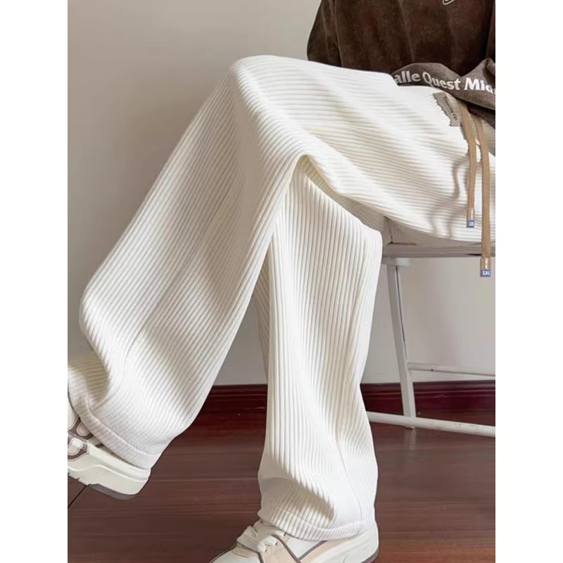 Off-White Corduroy Pants for Men, Autumn and Winter Fleece-Lined, Straight-Leg Chenille Wide-Leg Pants, Cold-Resistant for Northeast