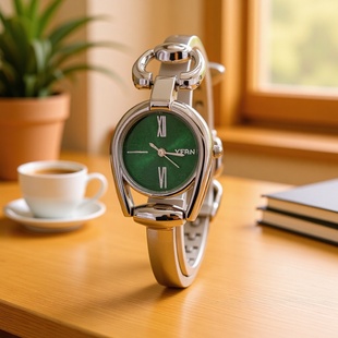 �¿�羳Ůʿ�͹ż~�۱��ٴ��_�R�̶ȘO�����U�ռ�䓎�ʯӢ�ֱ�