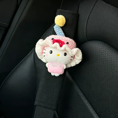 Sürətlər qutusu və əl tormozu başlıqları — car seatbelt shoulder pad, child - pink-chick-hat-with-white-edges-pink-skin-beaded-eyes-black-shoulder-pads-hand-sewn