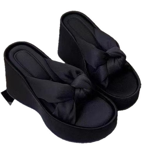 2026 primavera y verano vestido red nueva explosión ventilada tacones antideslizantes desgaste pequeño aumento de altura zapatillas de mujer image 5