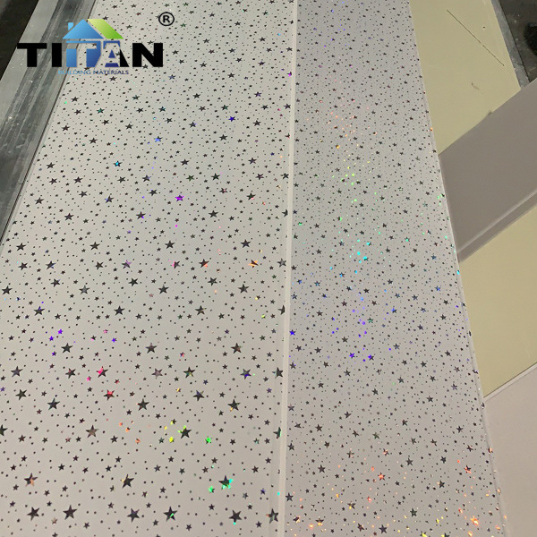 Tablero de transferencia de grano de madera de PVC para decoración de techo 7mm * 25cm 2,3 kg