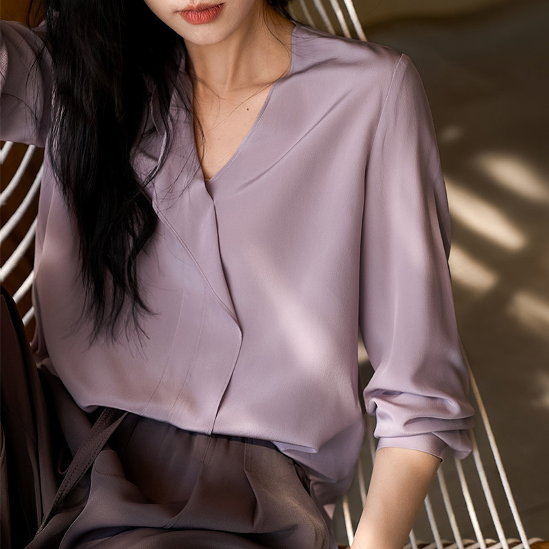 Double Crepe Silk Shirt V-Neck Long-Sleeved Workwear Shirt High-End Women's Clothing 2026 Summer New Style