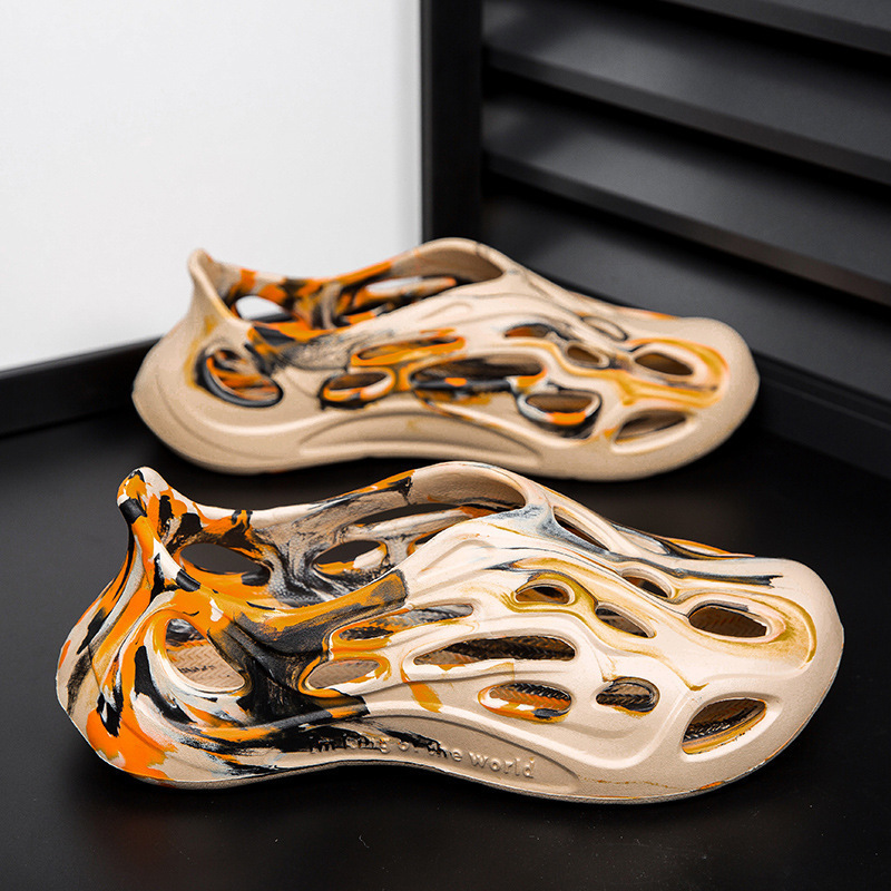 Una pieza de zapatos de agujero para hombres 2024 verano nuevo eva pedalear sensación ligera antideslizante sandalias de playa