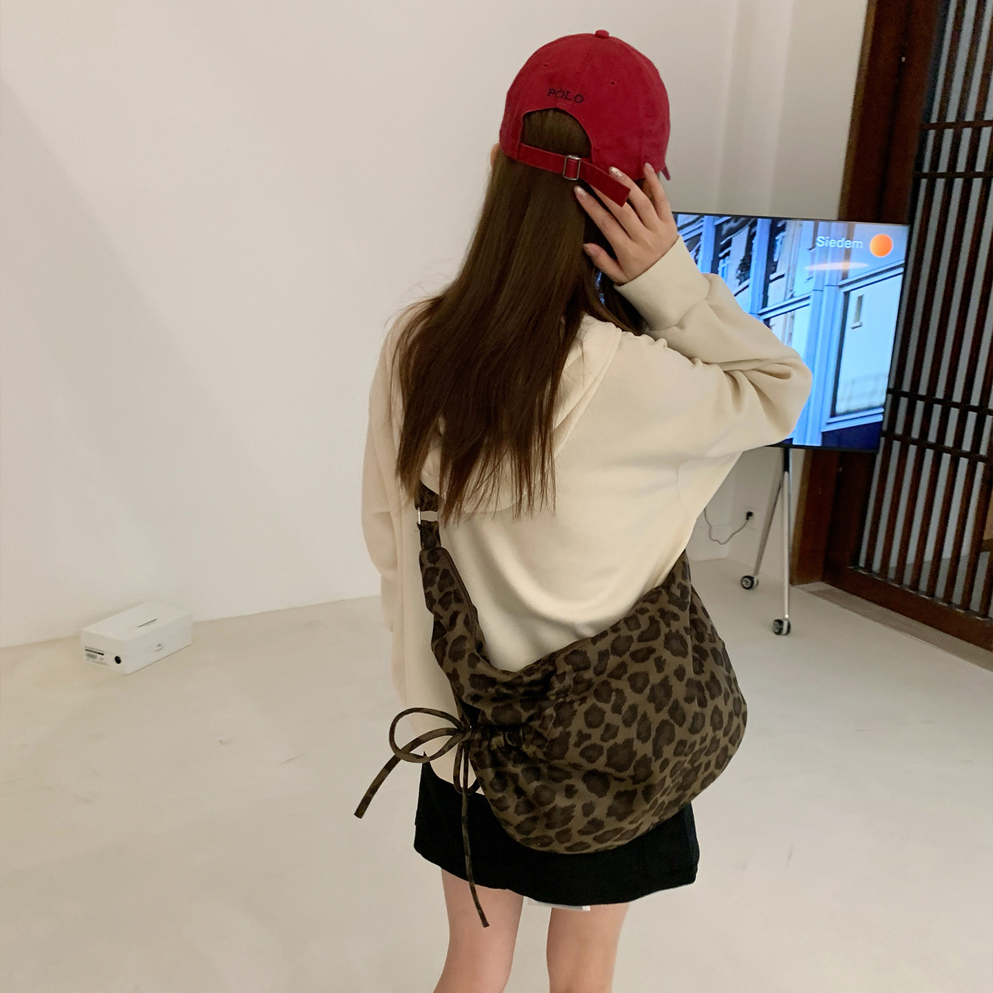 Korean Style Leopard Print Pleated Crossbody Bag For Women - New Autumn/Winter Versatile Hobo Tote Bag, Fashionable Commuter Underarm Bag - Thumbnail 3