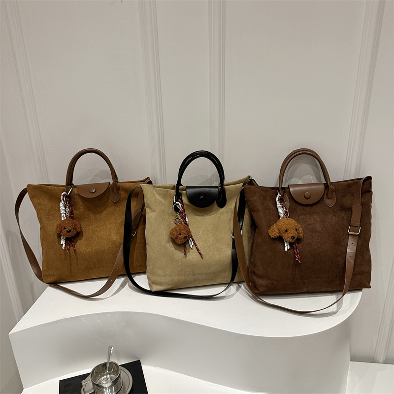 Bolsa de mano de peluche de gamuz para mujeres 2024 nuevo otoño y invierno mirad retro bolso de hombro de gran capacidad tote