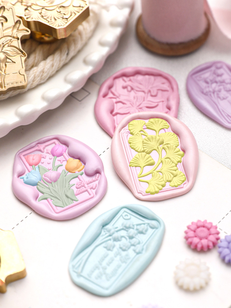 New Products in April Plant Bookmark Illustrated Series Special Shaped Relief Tulip Fire Lacquer Seal Copper Head Chapter Head Wholesale