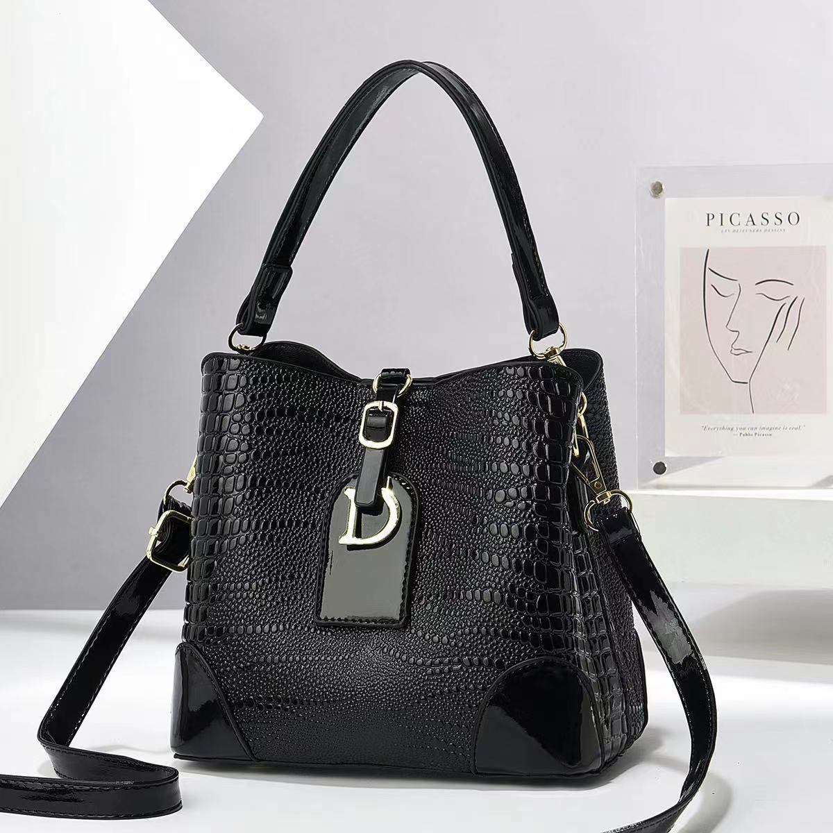 Classic Style Style Women's Pu Leather Solid Color Crocodile Classic Style Sewing Thread Bucket Zipper Crossbody Bag