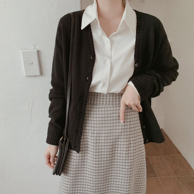 우아한 긴 소매 화이트 셔츠 여성의 이른 봄 새로운 2023 레트로 홍콩 맛 스택 셔츠 내베이스 탑