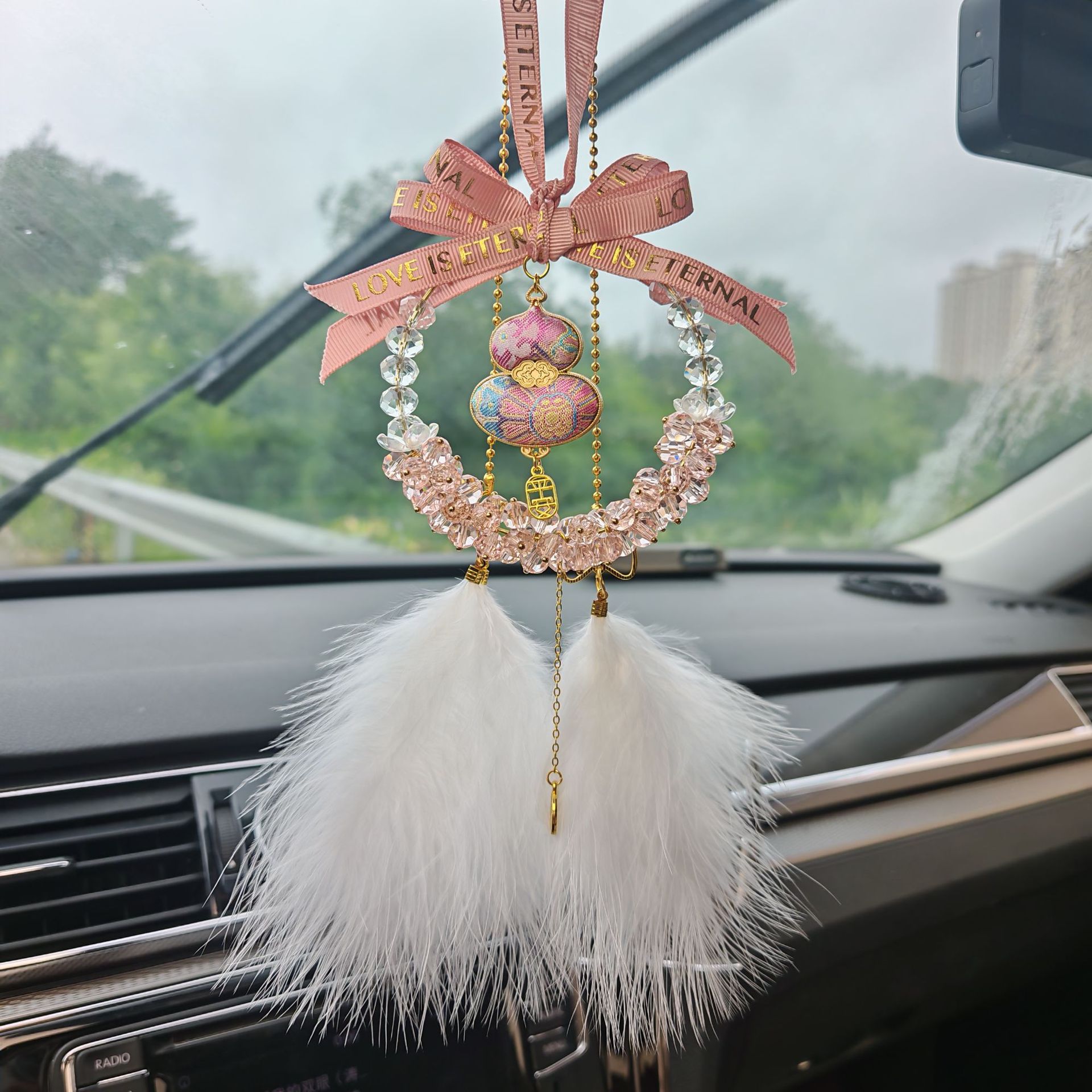 Crystal gourd car hanging rearview mirror decoration, women's safety pendant, car interior accessory