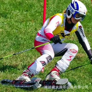 Freestyle Skiing Shoes, Large-Scale Entertainment Facilities Design and Installation, Skiing Entertainment Projects, Track Skiing Shoes