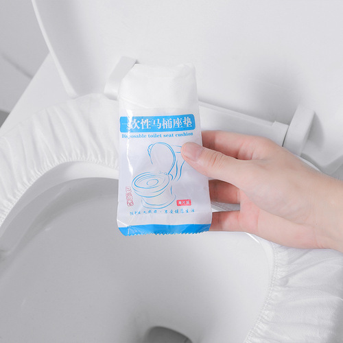 Disposable toilet mat non-woven anti-fouling toilet mat maternal portable travel hotel single-piece package toilet seat paper