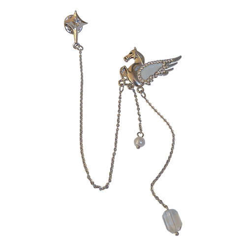 Diamond Pegasus four-pointed star tassel brooch Korean ins cold style metallic pin temperament clothing accessories