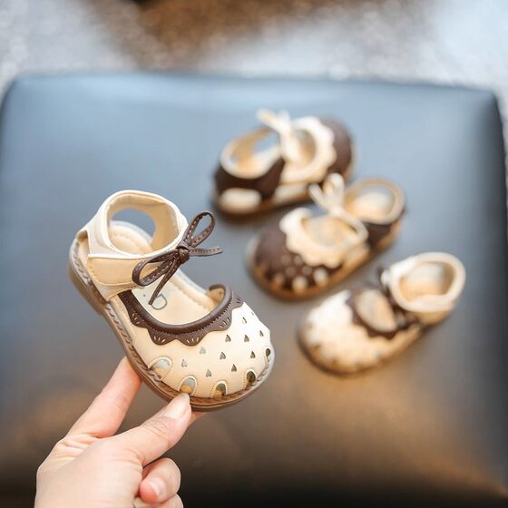 Girls' Toe Sandals 2025 Summer New Baby Shoes Soft Sole Girls Toddler Shoes Baby Toddler Princess Shoes