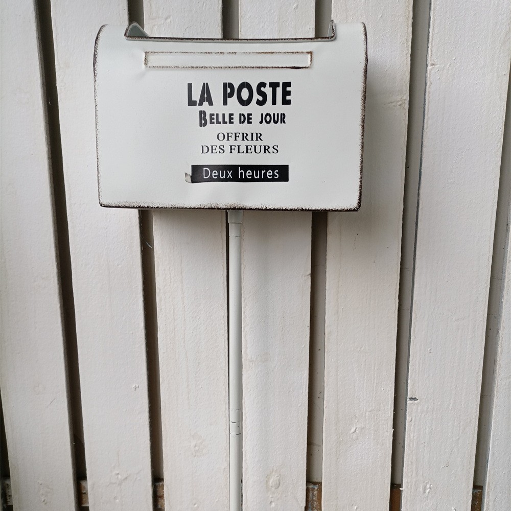LA POST 사서함 꽃꽂이 화이트