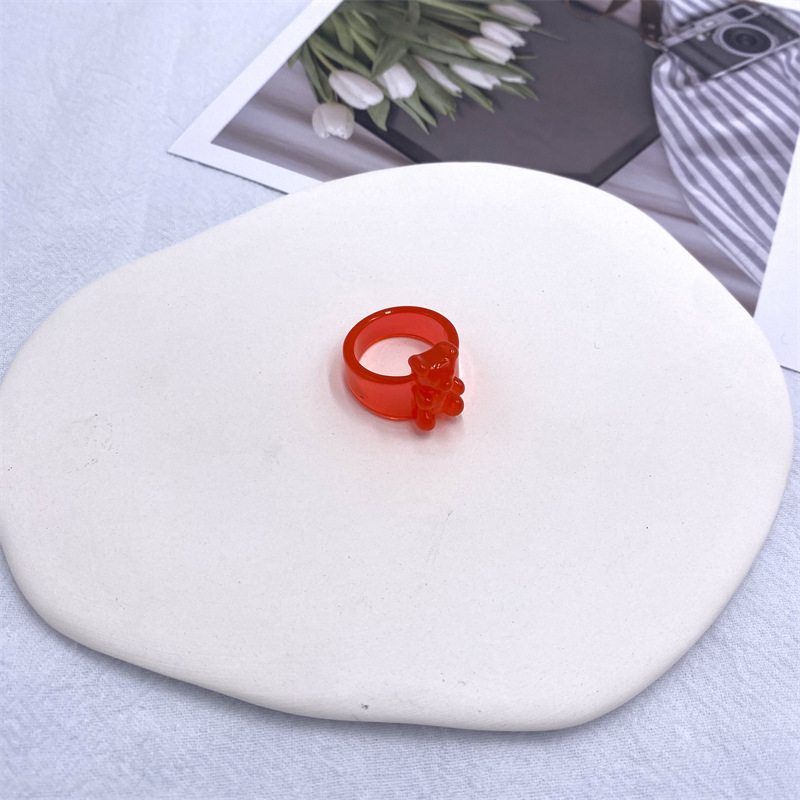 INS estilo europeo y americano Venta caliente colorido dibujos animados tridimensional resina personalidad oso anillo transparente creativo diversión conjunta anillo