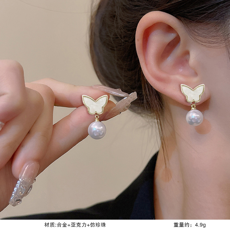 S925銀真珠の花のピアスの女性の贅沢な高級感があります。|undefined