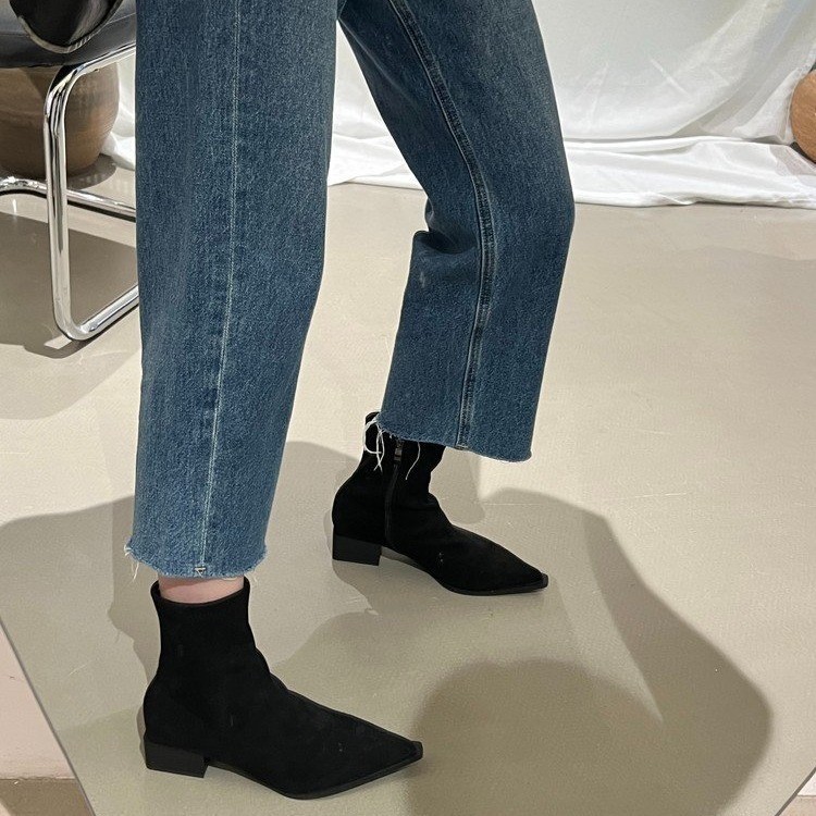 Black demi-season fashionable elastic low boots with zipper…