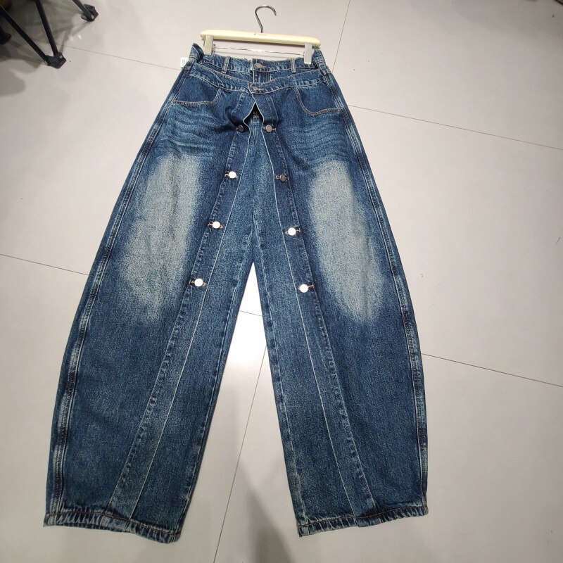 2026 Fall New Fashion Korean Style American Slanted Button Front Curved Cut Women's Jeans with a Unique Design Wide-Leg Pants 2026 Fall New Fashion Korean Style American Slanted Button Front Curved Cut Women's Jeans with a Unique Design Wide-Leg Pants