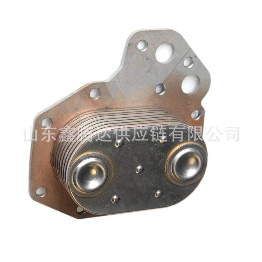 Oil Cooler 9041801065 0001802665 Is Suitable for Mercedes-Benz Engine Commercial Vehicle Radiator