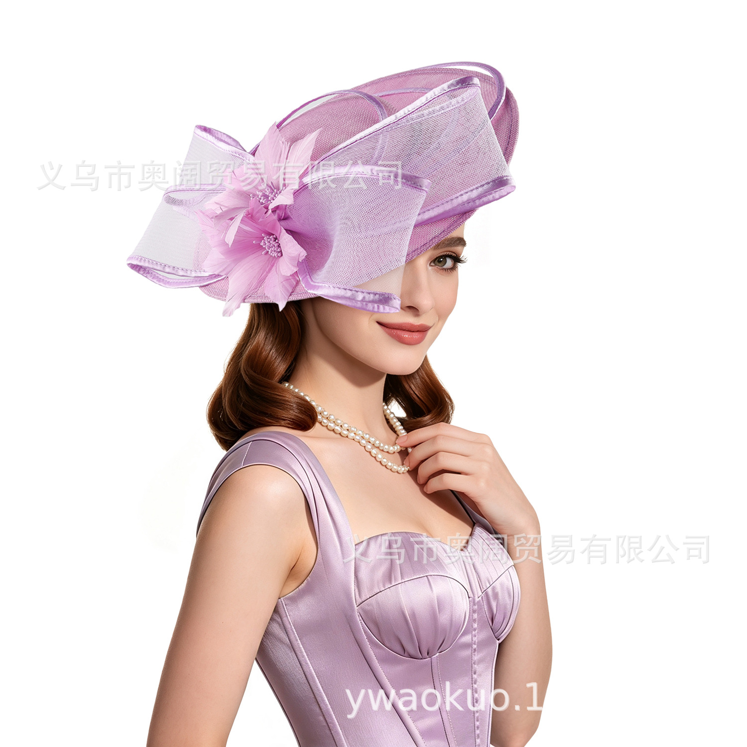Exaggerated European and American-style top hats, feather headpieces, bridal cheongsam accessories, vintage mesh hats for horse racing events