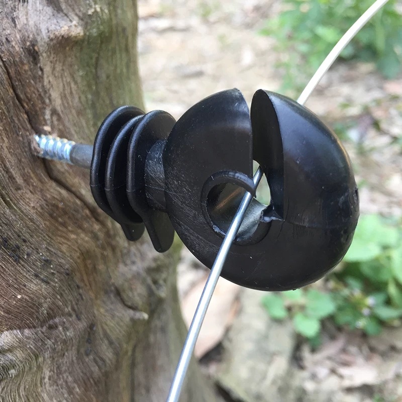 Aislador Autorroscante para Cerca Electrónica de Plástico y Metal