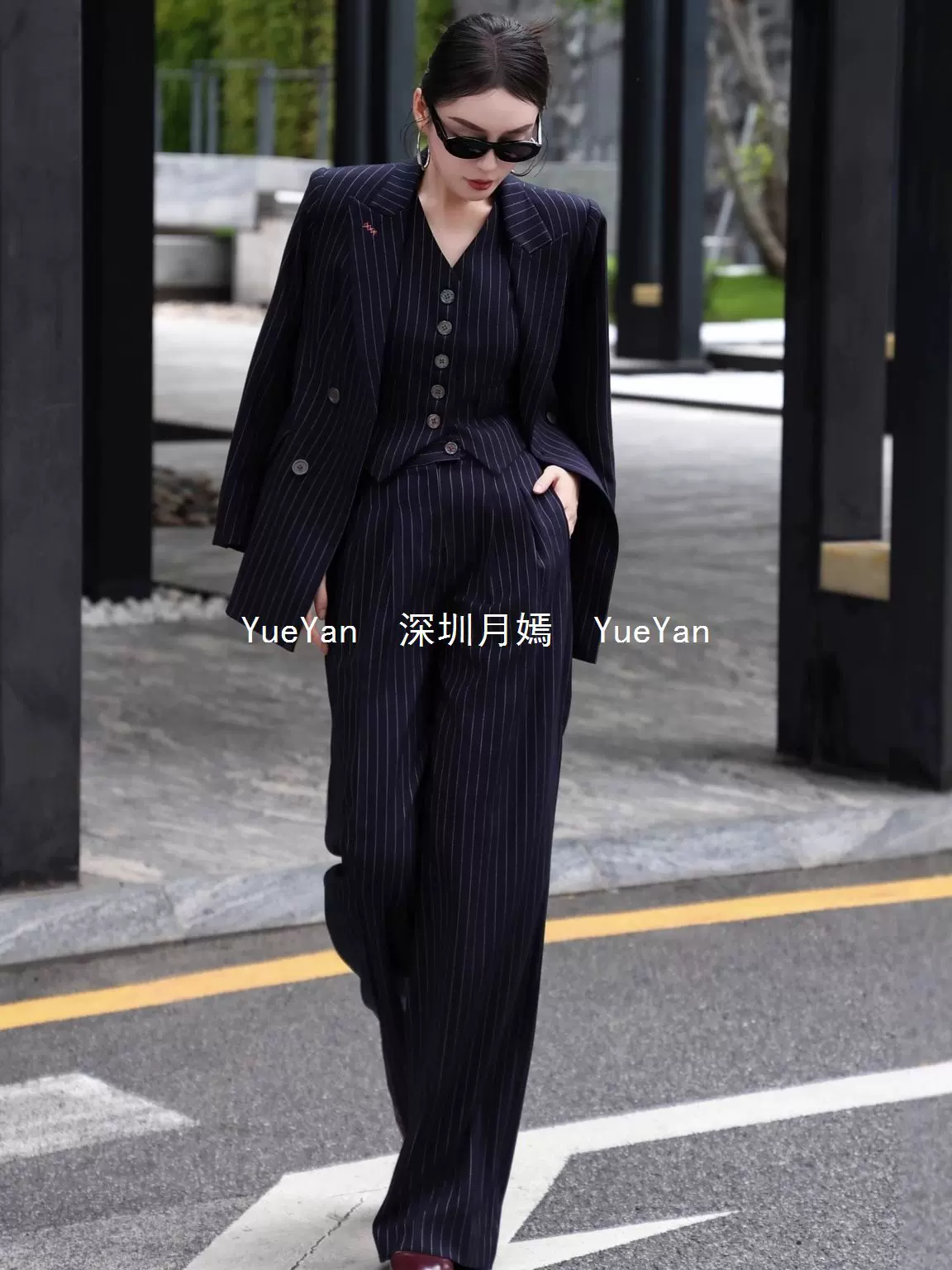 深圳南油女装欧货高定轻熟商务条纹套装秋西装马甲阔腿裤时尚