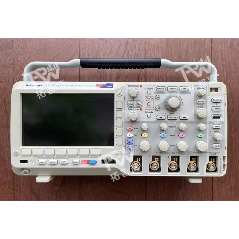 Tektronix 泰克 MSO2024 四通道 混合信号示波器 200 MHz