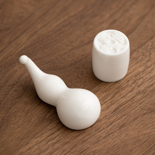 Ceramic lid holder Kung Fu tea set Chinese tea ceremony accessories mutton fat jade white porcelain simple lid holder teapot lid holder