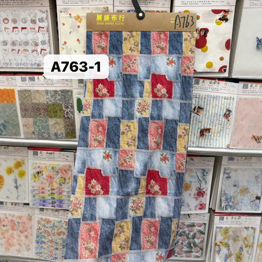 全棉40支数码印花  多彩牛仔绣花布 连衣裙童装女装衬衫面