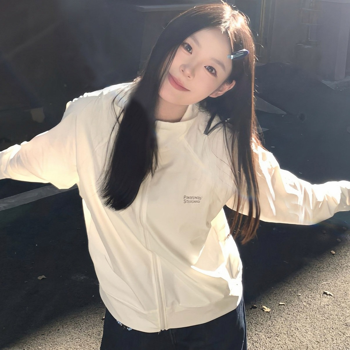 户外白色轻薄防晒衣女夏季新款透气凉感防晒服休闲立领运动薄外套