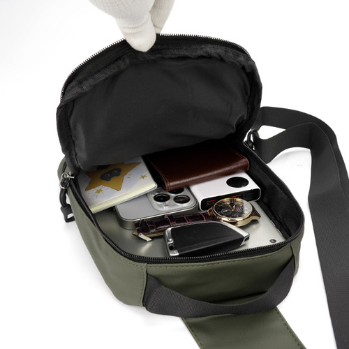 Foreign trade new fashionable chest bag, men's all-matching portable commuting shoulder bag, fashionable simple portable cross-body bag