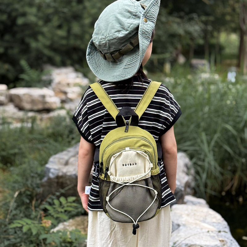 Mochila multicolor para niños al aire libre personalidad coreana color super ligero seco pareja viaje mochila para niños