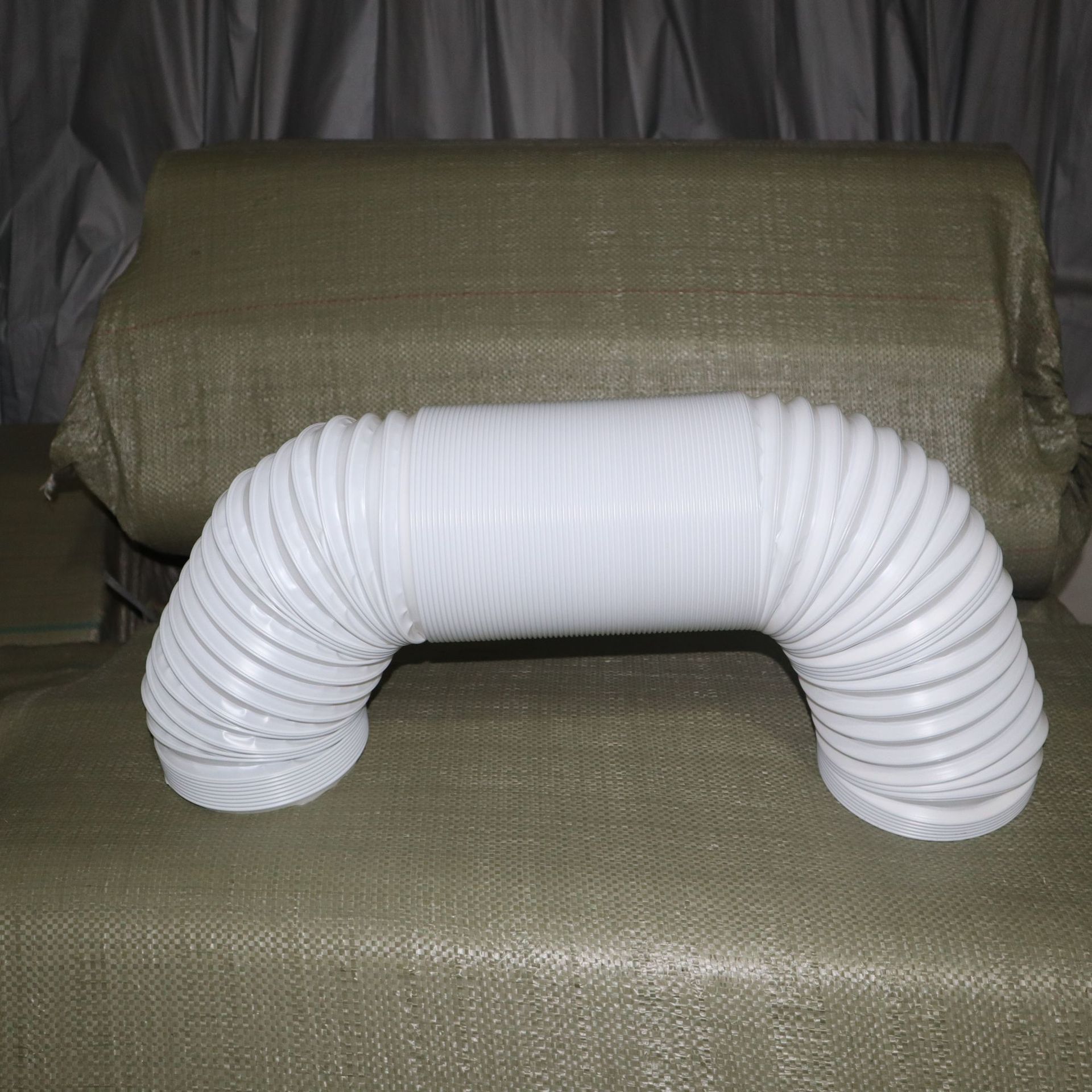 移动空调排风管