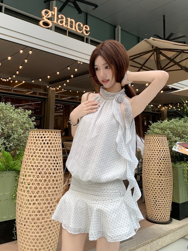 韩式纯欲波点挂脖飘带无袖背心连衣裙女夏季时尚气质休闲显瘦短裙|undefined