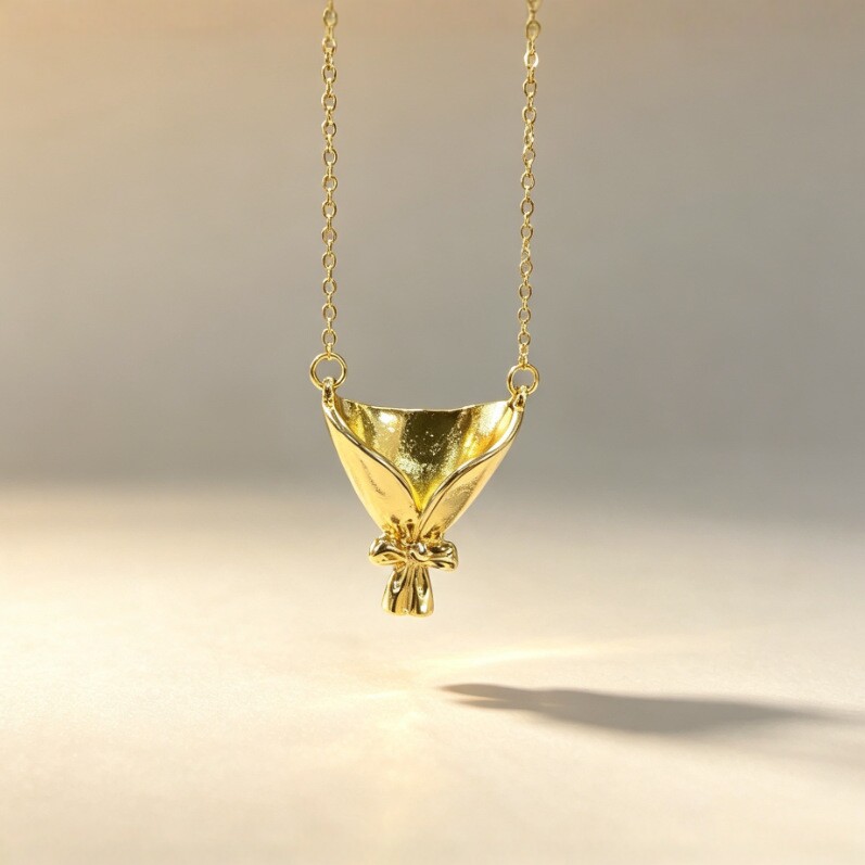 Sterling silver bouquet pendant necklace, niche design, light luxury collarbone chain, vintage style jewelry