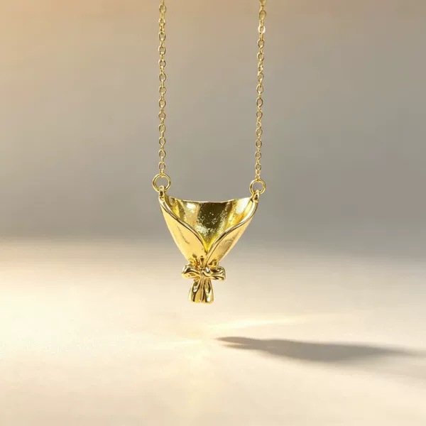 Sterling silver bouquet pendant necklace, niche design, light luxury collarbone chain, vintage style jewelry