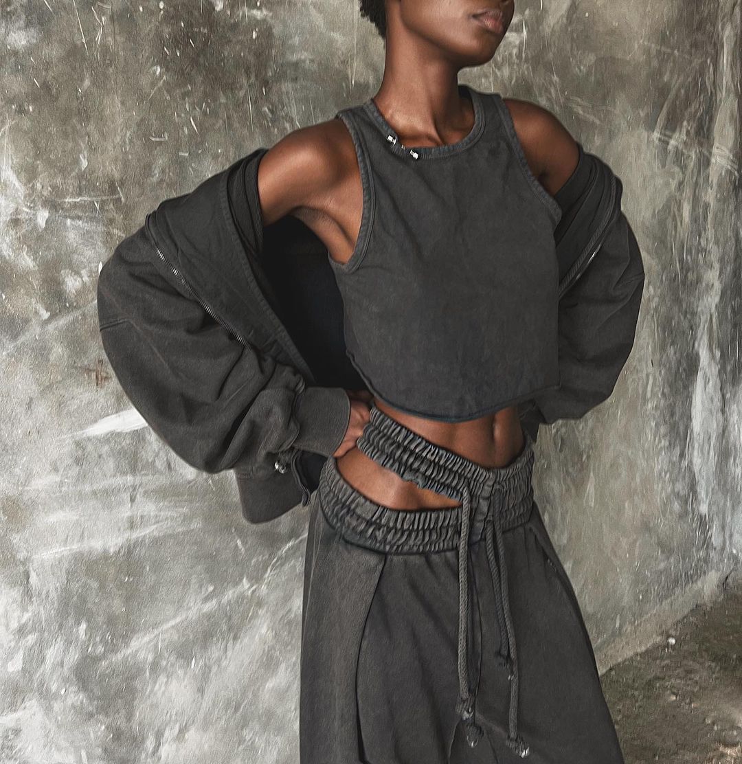 le4v4el_332647039_561358205945