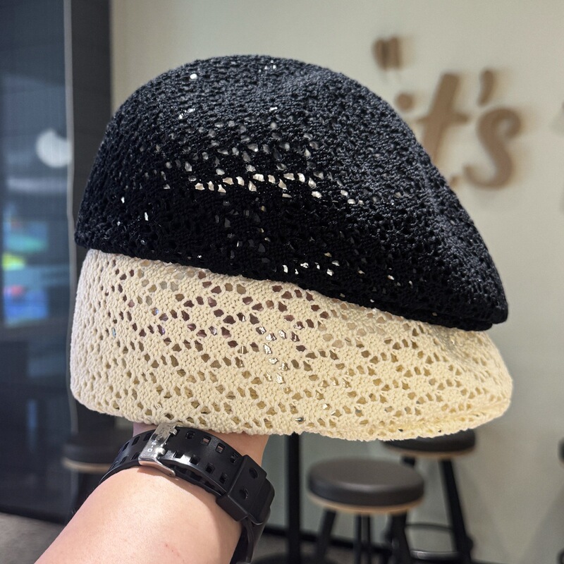 Vintage Style Thin Forward-Facing Hat for Women, Spring and Summer Versatile Breathable Beret That Makes the Face Look Smaller, Hollow-Out Artist Hat Vintage Style Thin Forward-Facing Hat for Women, Spring and Summer Versatile Breathable Beret That Makes the Face Look Smaller, Hollow-Out Artist Hat