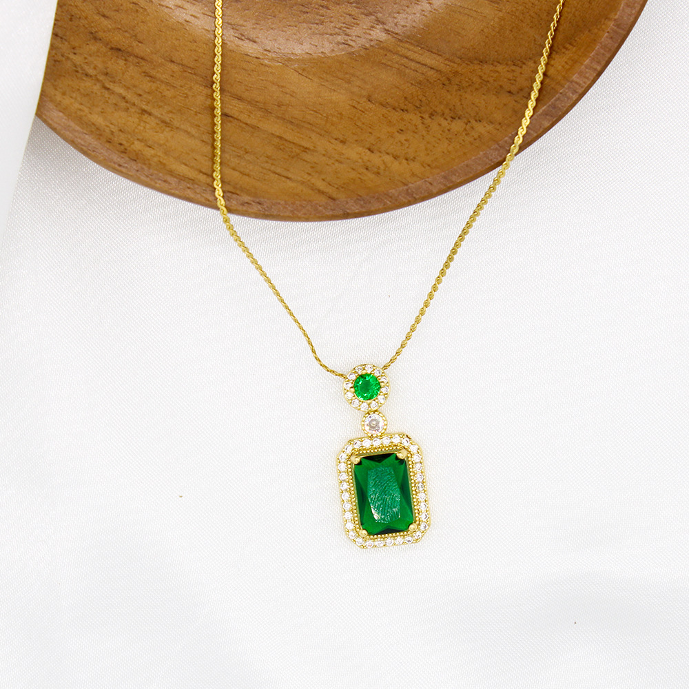 Elegant Heart Shape Stainless Steel Gold Plated Artificial Crystal Pendant Necklace