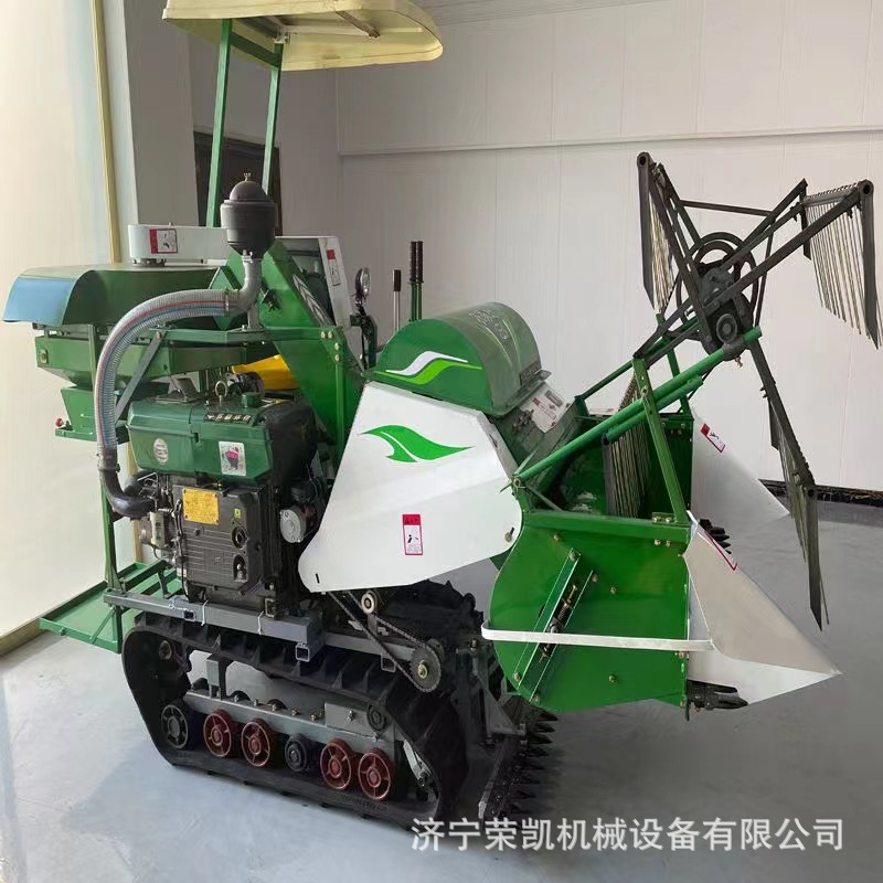 小型水稻收割机 (2)