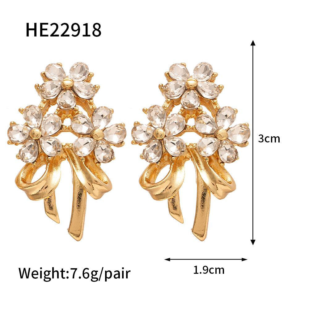 21g Weight 925 Sterling Silver Ear Needle Material Ear Studs Classification 1 Pair Quantity Holiday, Banquet Occasion Alloy Material Leaf Pattern Women's Gender Plating Design Casual, Elegant, Lady Style 1 Pair Casual Elegant Lady Leaf Plating Alloy Ear Studs 1